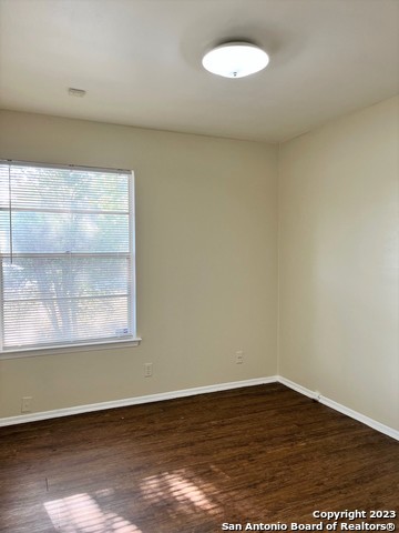 7603 Glen Vis Property Photo 8