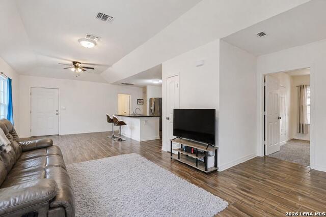 367 Corliss Property Photo 5