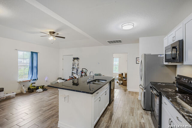 367 Corliss Property Photo 11