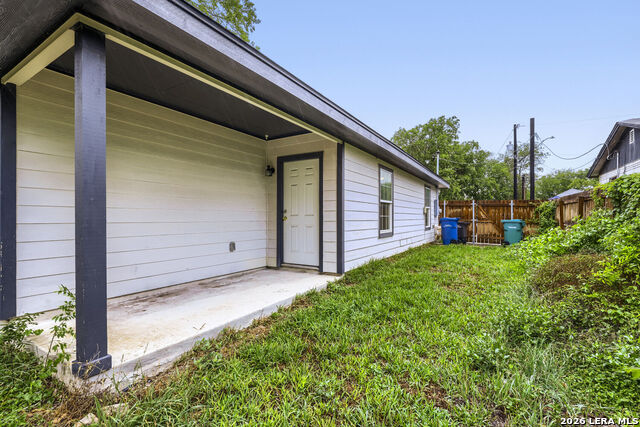 367 Corliss Property Photo 20
