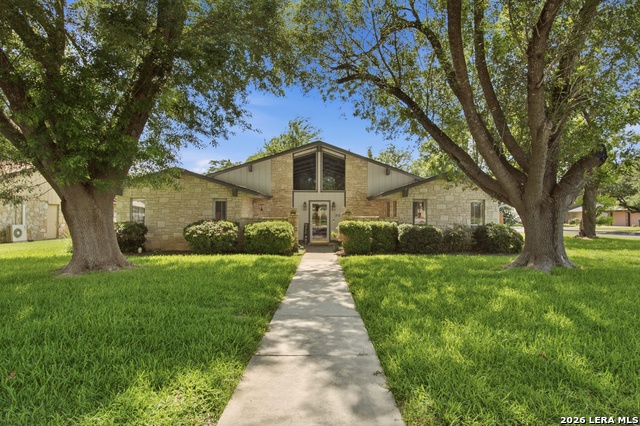 202 Azalea Trl Property Photo 1