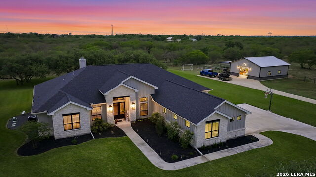 131 Wright Creek Rd Property Photo 3