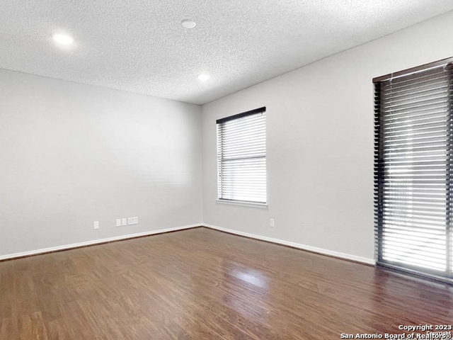 11520 Huebner Rd Property Photo 21