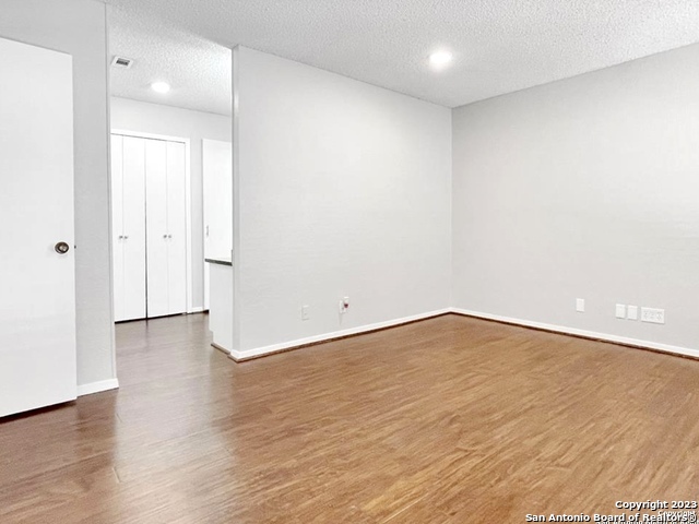 11520 Huebner Rd Property Photo 27