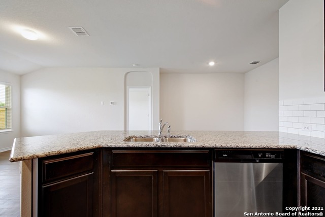 9959 Bratten Rise Property Photo 9