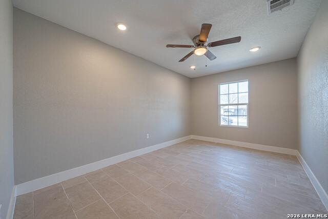 7334 Glen Hart Property Photo 14