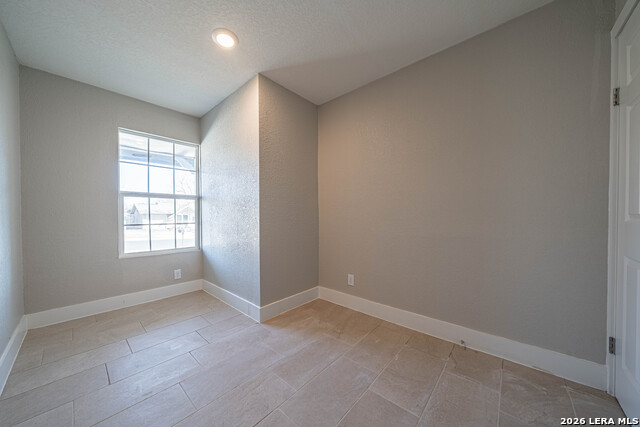 7334 Glen Hart Property Photo 21