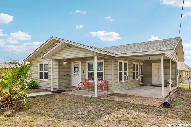 102 Lady Badger Property Photo 3