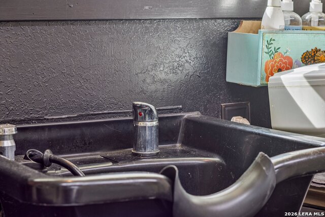 102 Lady Badger Property Photo 22