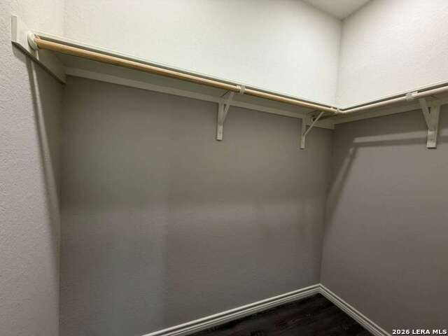 7616 Windsor Oaks Property Photo 9