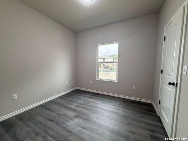 7616 Windsor Oaks Property Photo 12