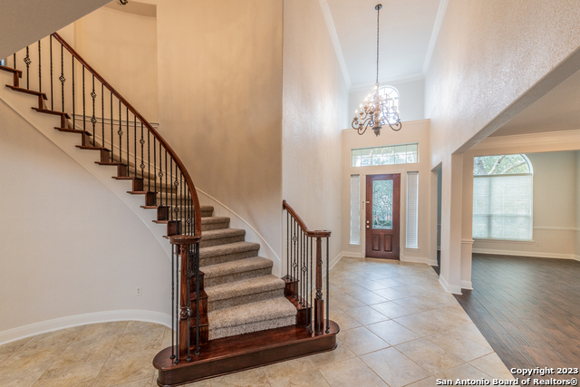 7426 Hovingham Property Photo 6