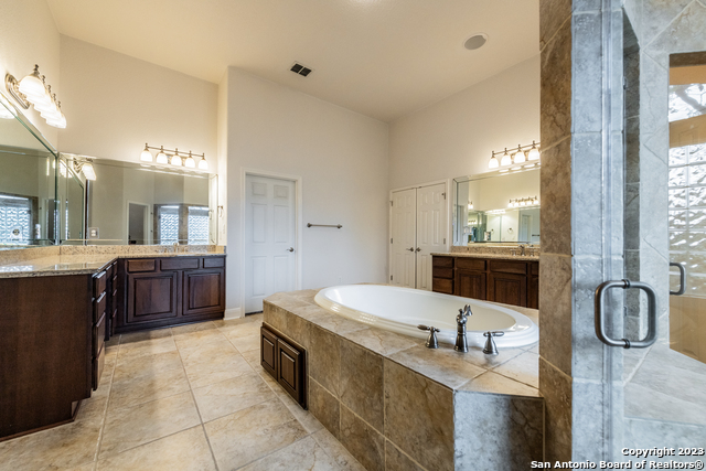 7426 Hovingham Property Photo 24