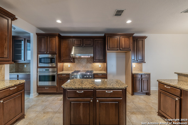7426 Hovingham Property Photo 37