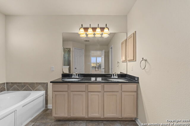 22302 Verde Knoll Property Photo 24