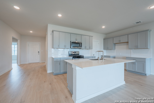 125 Nicks Cv Property Photo 6