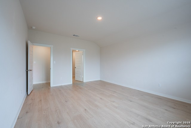 125 Nicks Cv Property Photo 19