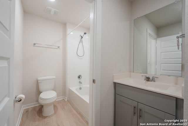125 Nicks Cv Property Photo 27