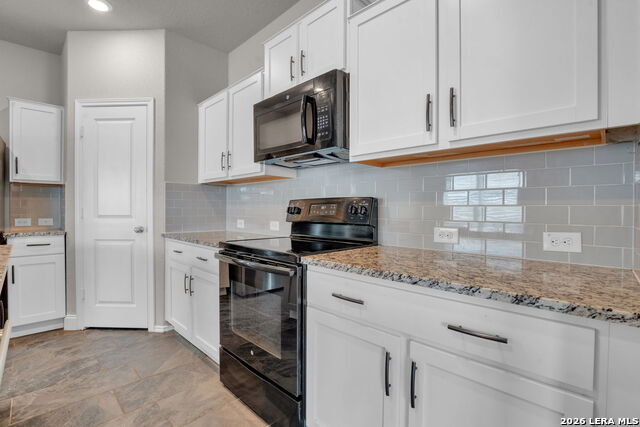 10306 Midsummer Mdw Property Photo 9