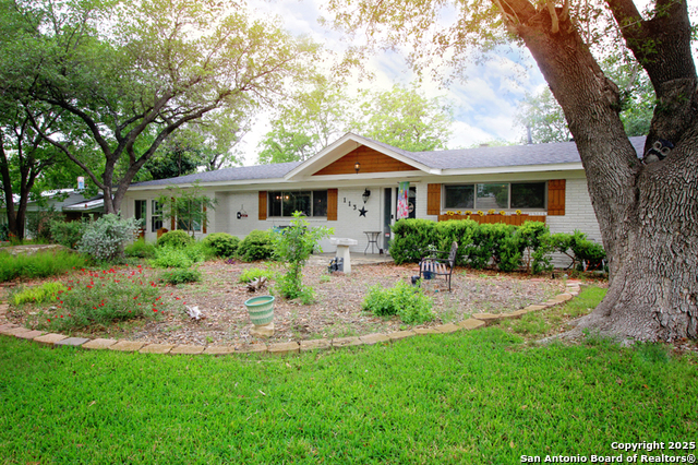 113 Adobe Dr Property Photo 3