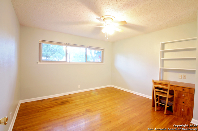 113 Adobe Dr Property Photo 24