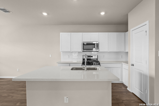 5104 Park Cape Property Photo 15