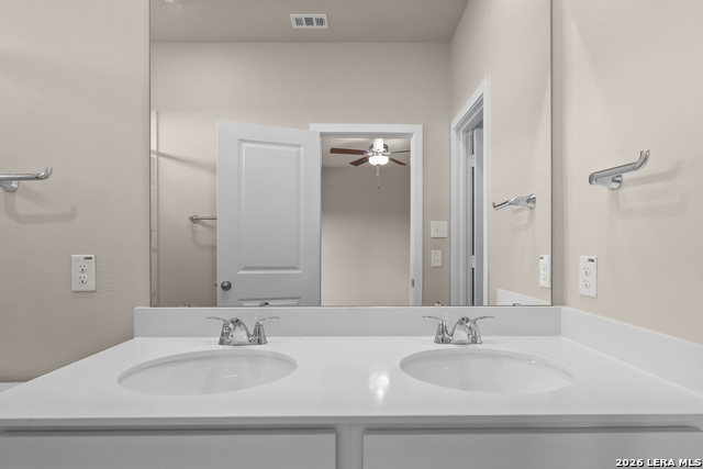 5104 Park Cape Property Photo 28