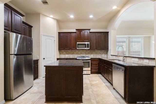 8710 White Crown Property Photo 6