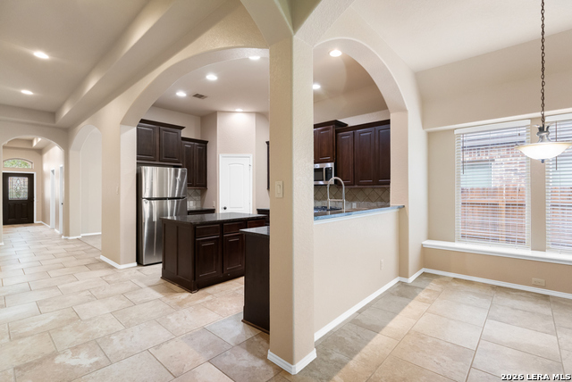 8710 White Crown Property Photo 7