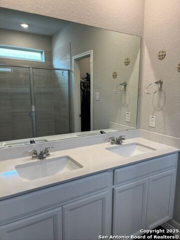 9102 Novacek Blvd Property Photo 13