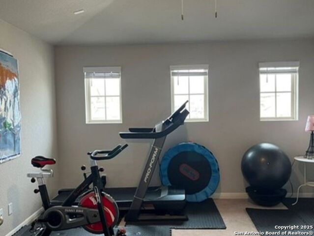 9102 Novacek Blvd Property Photo 19