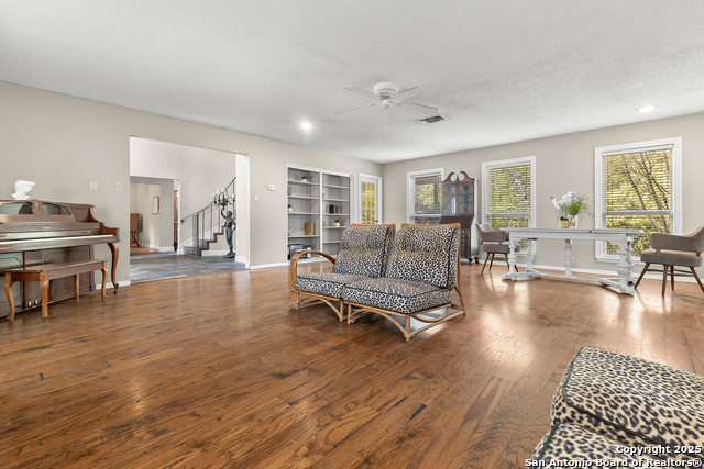 13711 Hunters Moss Property Photo 2
