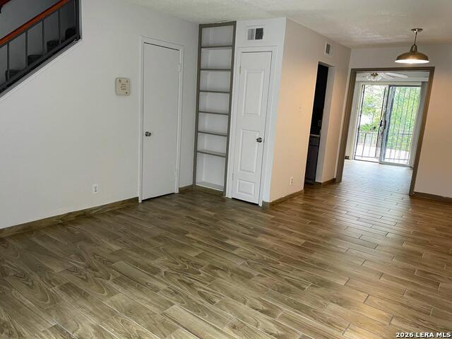 6611 Southpoint St Property Photo 6