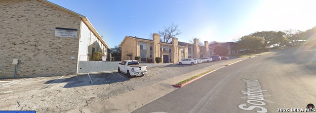 6611 Southpoint St Property Photo 11