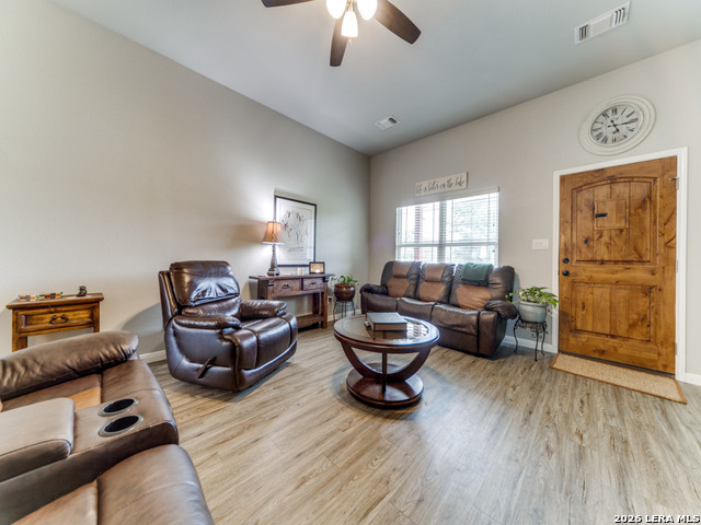 326 Valley Star Dr Property Photo 6