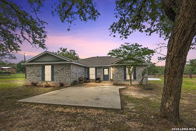 472 Hickory Forrest Property Photo 1