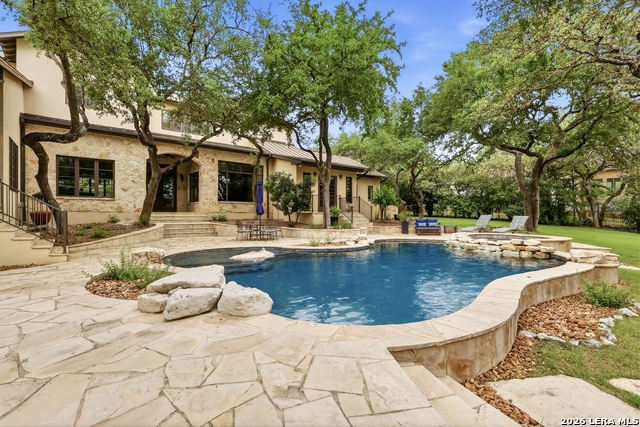 82 Champion Clf Property Photo 1