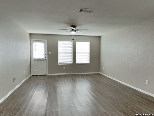 5118 Everett Property Photo 2