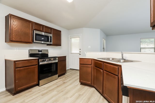 2702 Telder Path Property Photo 3