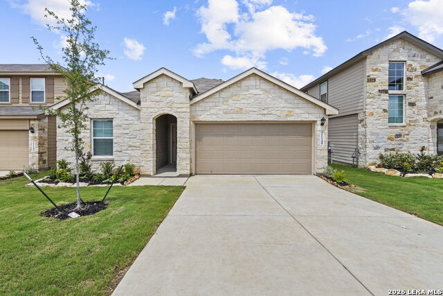 21149 Boulder Flats Property Photo 1