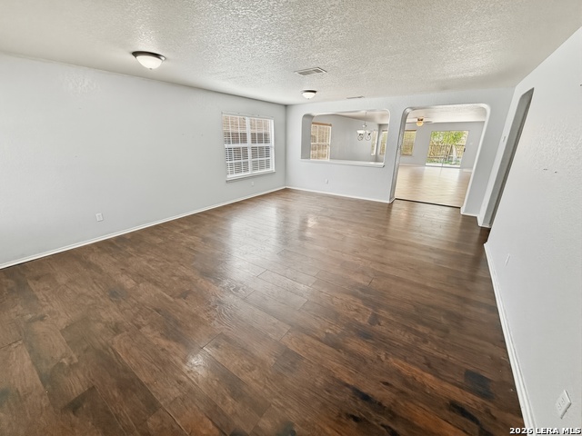 535 Gable Point Property Photo 2