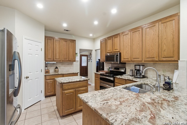 707 Oakridge Ln Property Photo 14
