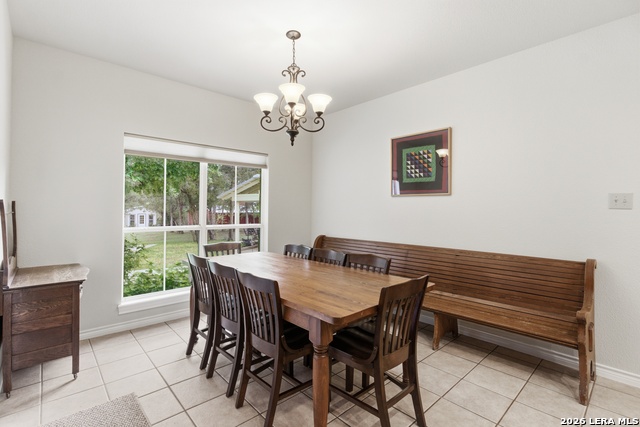 707 Oakridge Ln Property Photo 17
