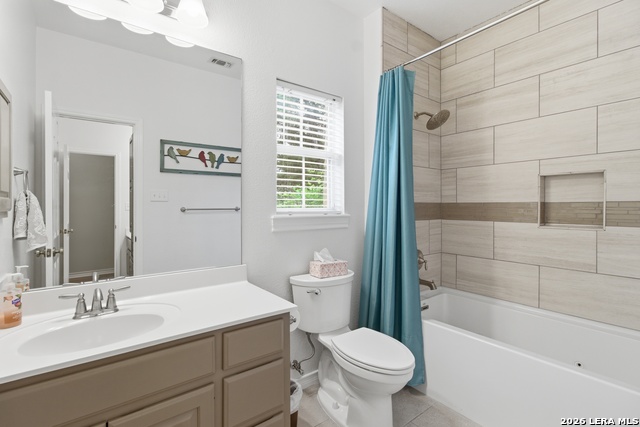 707 Oakridge Ln Property Photo 31