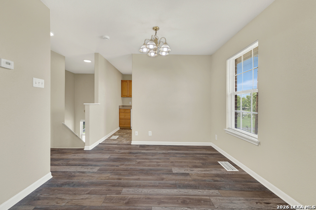 723 Woodcrest Property Photo 6