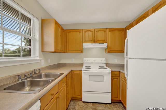 723 Woodcrest Property Photo 8