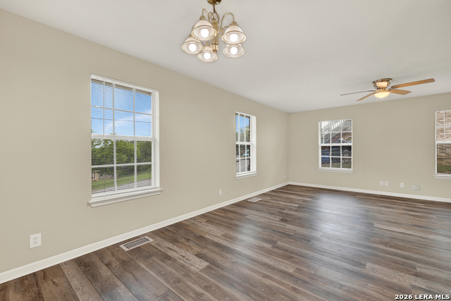 723 Woodcrest Property Photo 11