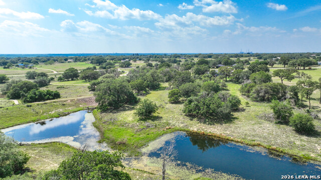 108 Misty Bend Property Photo 3
