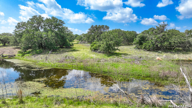 108 Misty Bend Property Photo 7