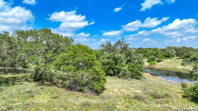 108 Misty Bend Property Photo 11